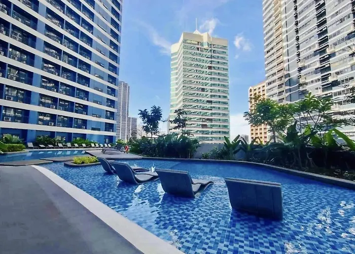 Apartment Awesome Value, Great Location