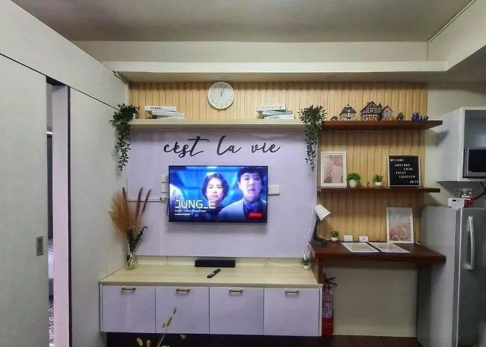 Awesome Value, Great Location * Manila