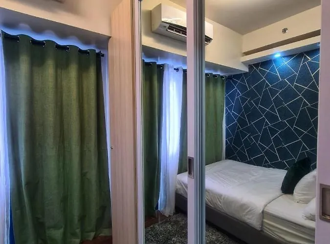 Awesome Value, Great Location * Manila