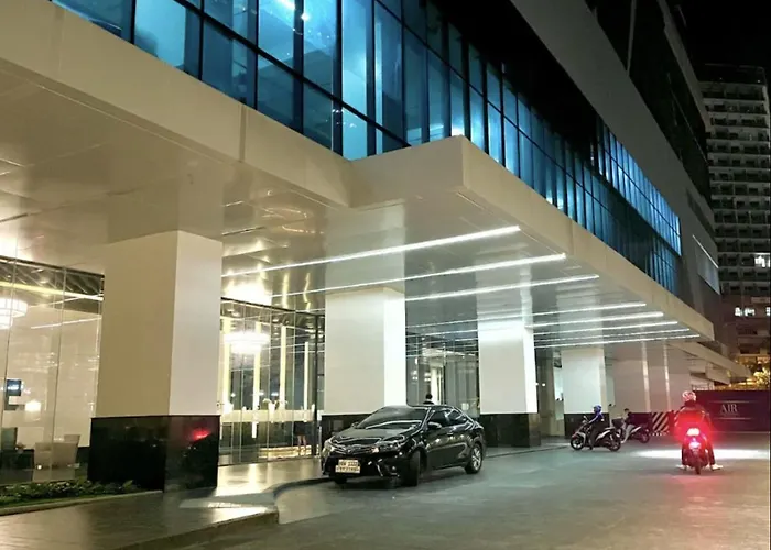 Awesome Value, Great Location * Manila