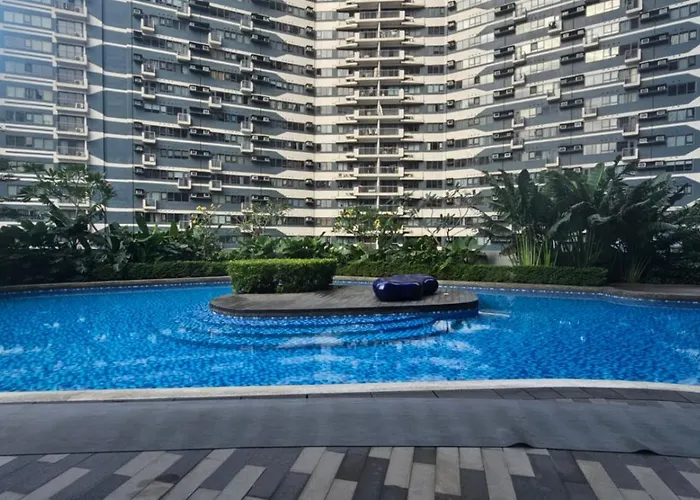 Apartment Awesome Value, Great Location Manila